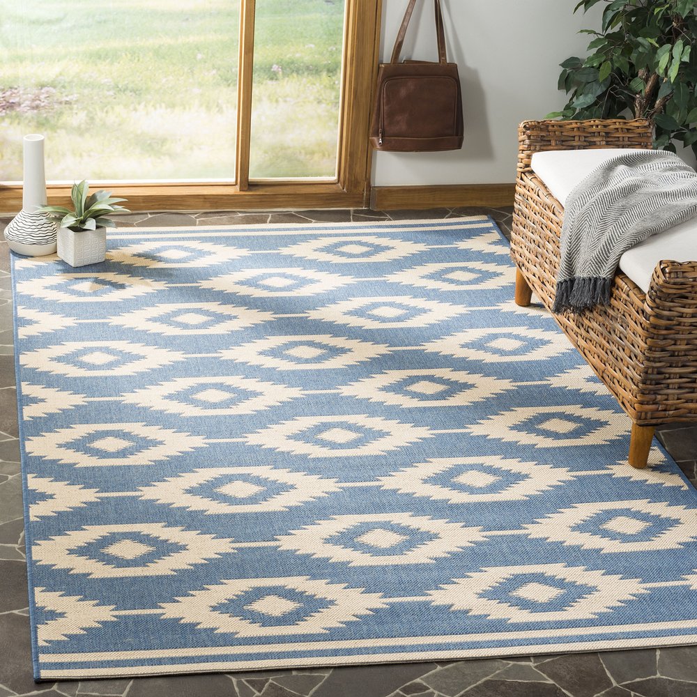 SAFAVIEH Washable Rug Outdoor Linden Collection - 4' x 6', Cream & Blue, Non-Shedding & Easy to Clean, Ideal for Patio, Backyard, Mudroom (LND171N)