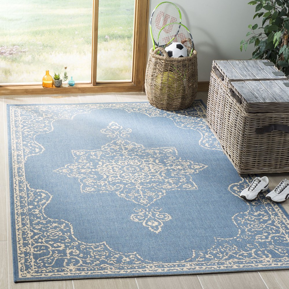SAFAVIEH Washable Rug Outdoor Linden Collection - 4' x 6', Cream & Blue, Non-Shedding & Easy to Clean, Ideal for Patio, Backyard, Mudroom (LND180N)