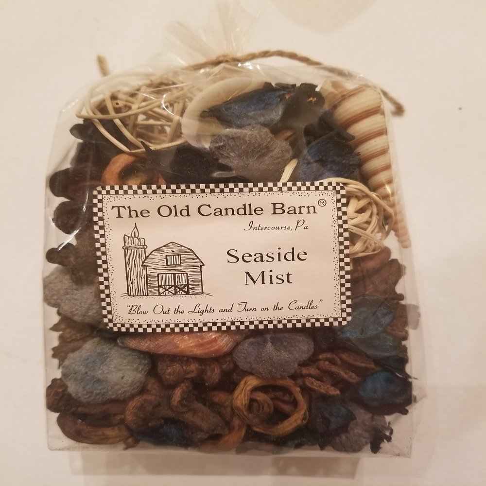 Old Candle Barn Seaside Mist Potpourri - Perfect for Spring and Summer But Can Be Used All Year Long - Decoration or Bowl Filler