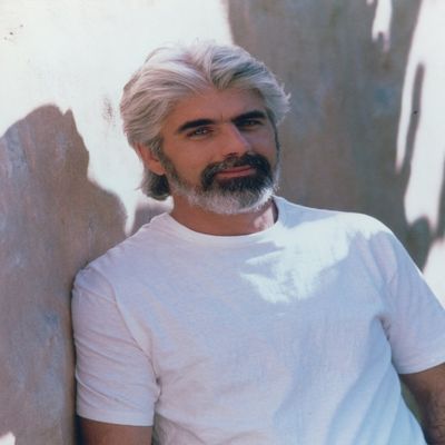 Michael McDonald Posed in White T-Shirt Photo Print (8 x 10)