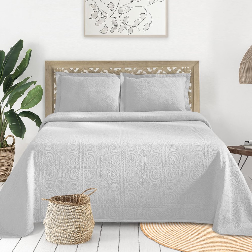 BLUENILEMILLS BNM Matelasse Bedspread, Set of 3, Oversized Bedding, Soft, Breathable, Lightweight Blanket with Cotton Bedding Quilt Set,Coverlet,for Bedroom/Guest Room, Full Size