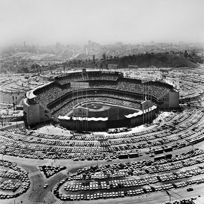 Los Angeles Stadium 1962 Nchavez Ravine The Dodgers Stadium In Los Angeles Calfornia 3 September 1962 An Audience Of More Than 54000 Watch The Dodgers Playing The San Francisco Giants Poster Print by