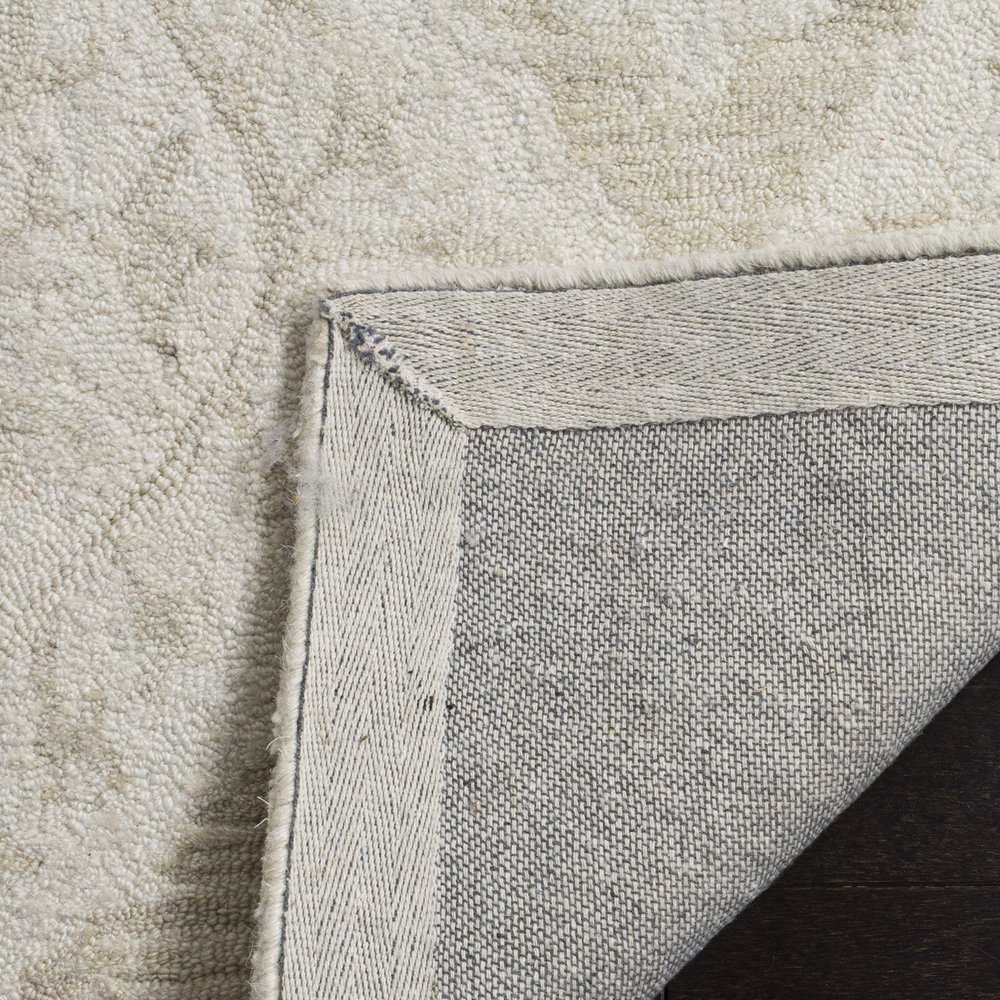 SAFAVIEH Micro-Loop Collection Area Rug - 5' Square, Beige, Handmade Trellis Wool, Ideal for High Traffic Areas in Living Room, Bedroom (MLP210B)