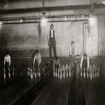 100 AM Pin boys working in Subway Bowling Alleys 65 South St Brooklyn NY every night 3 smaller boys were kept out of the photo by Boss Location New York--Brooklyn New York (State) Poster Print (24 x 3