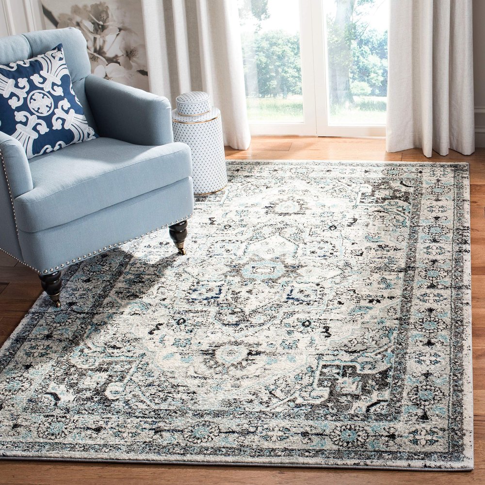 SAFAVIEH Area Rug 8x10 - Madison Collection - Large - Light Grey & Blue, Oriental Boho Chic Distressed Design, Non-Shedding & Easy Cleaning, Ideal for Living Room, Bedroom, Dining Space (MAD924F)