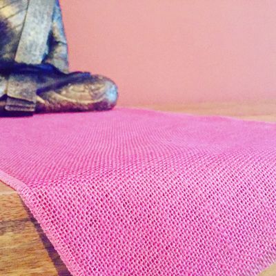 LushFabric Rustic Burlap Jute Table Runner - Wedding Jute Hessian Tablecloth Runners - 12 inches Wide(Candy Pink, 220 inches/559cm)