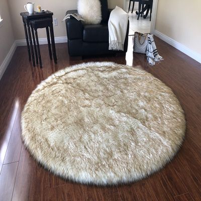LAMBZY Faux Sheepskin Super Soft Hypoallergenic Rug Plush Fur, Luxury Shaggy Silky Plush Carpet for Bedrooms Rugs Living Room Kids Rooms Sofa Floor Rugs Round(6', D180 cm, White/Brown Tips)