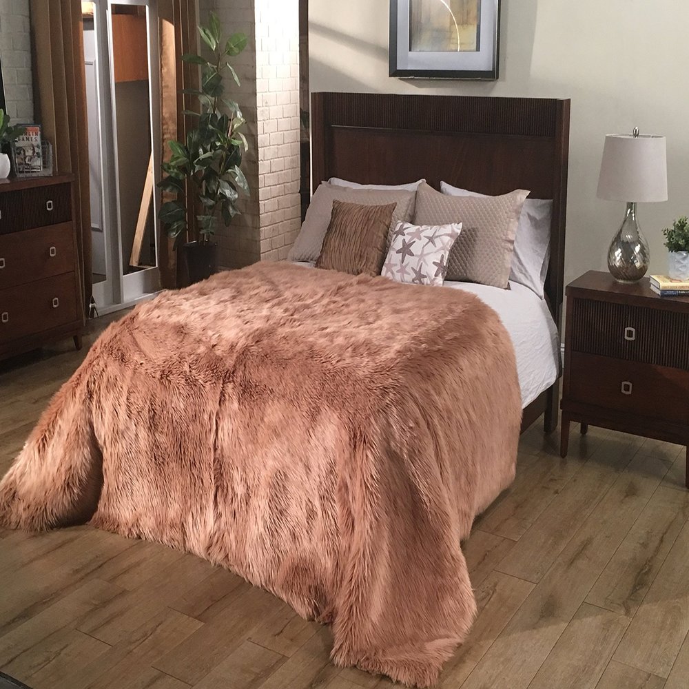 Super Soft Faux Sheepskin Silky Shag Bedspread (Queen 120"x100", Camel)