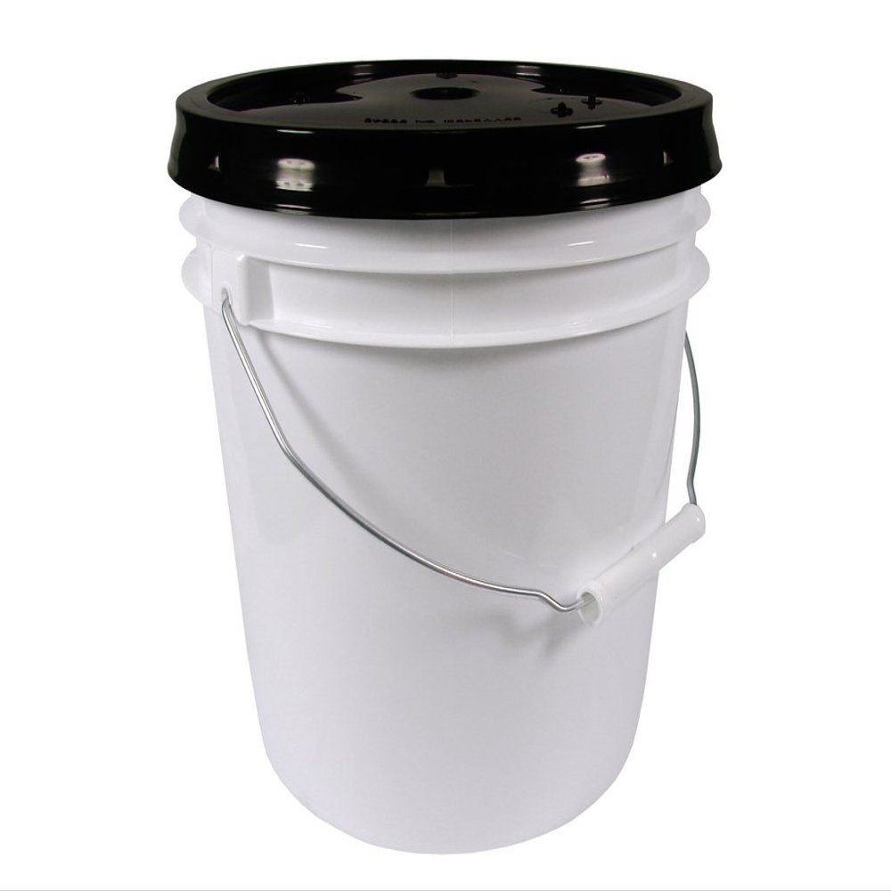 White 2 Gallon Bucket with Gasketed Lid (Black (SNAP ON), 1)