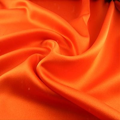 Bedify Bedding 100% Pure Silk Satin 7 Pcs Set of Duvet, 15 Inches Deep Pocket Fitted Sheet and Flat Sheet with Pillowcases Wrinkle Free Fade Resistant Soft Bed Sheets (Orange, Queen)