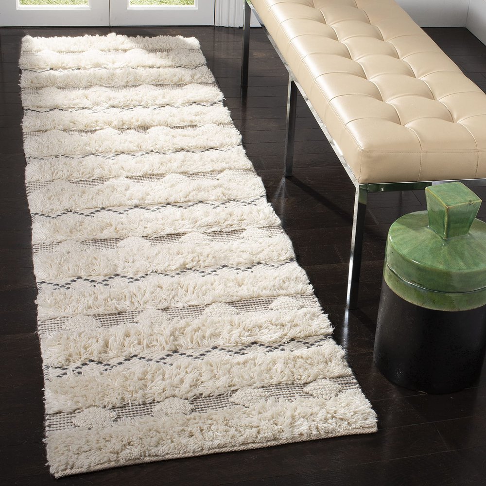 SAFAVIEH Natura Collection Runner Rug - 2'3" x 8', Ivory & Grey, Handmade Moroccan Boho Tribal Wool, Ideal for High Traffic Areas in Living Room, Bedroom (NAT950A)
