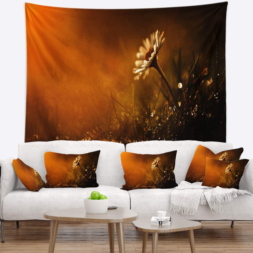 Designart ' White Wild Flower at Sunset After Rain' Floral Tapestry Blanket Dcor Wall Art for Home and Office Medium: 39 in. x 32 in