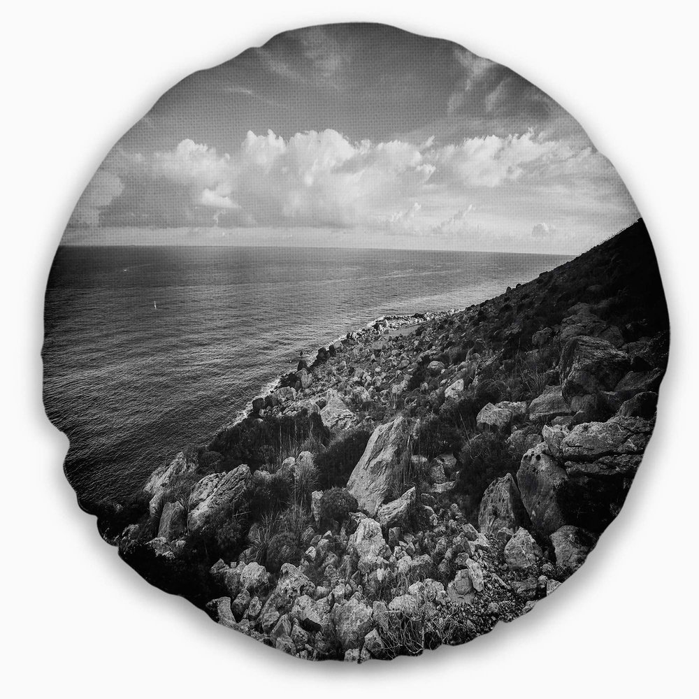 Designart Sunrise Over Sicily Black and White' Beach Photo Throw Cushion Pillow Cover for Living Room, Sofa 20" Round