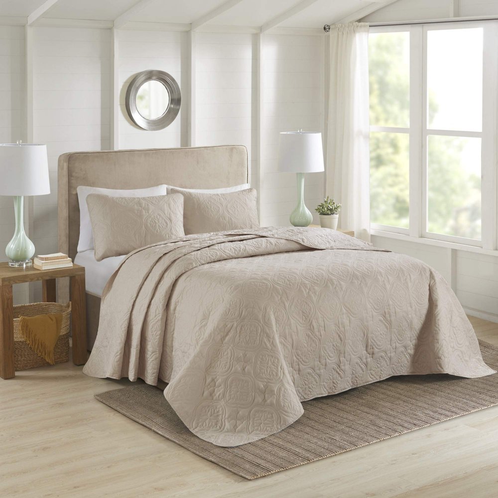 510 DESIGN Oakley Reversible Quilt Set - Luxe Stitching Design All Season, Lightweight Coverlet Bedspread Bedding, Matching Shams, Oversized Full/Queen(102"x118"), Medallion Khaki 3 Piece