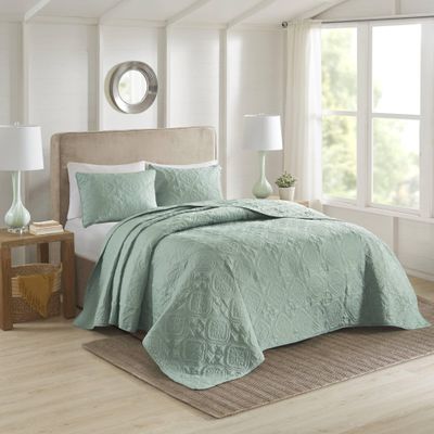510 DESIGN Oakley Reversible Quilt Set - Luxe Stitching Design, All Season, Lightweight Coverlet Bedspread Bedding, Matching Shams, Oversized King/Cal King(120"x118"), Medallion Seafoam 3 Piece