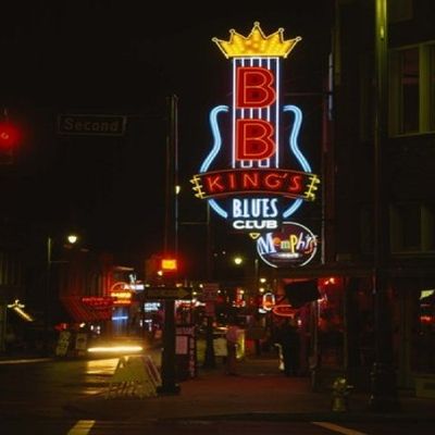 Posterazzi Neon sign lit up at night B. B. King's Blues Club Memphis Shel Poster Print by County Tennessee USA, (28 x 22)