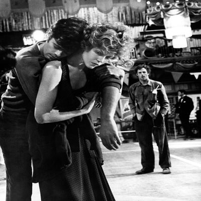 They Shoot Horses DonT They Michael Sarrazin Jane Fonda Bruce Dern 1969 Photo Print (8 x 10)