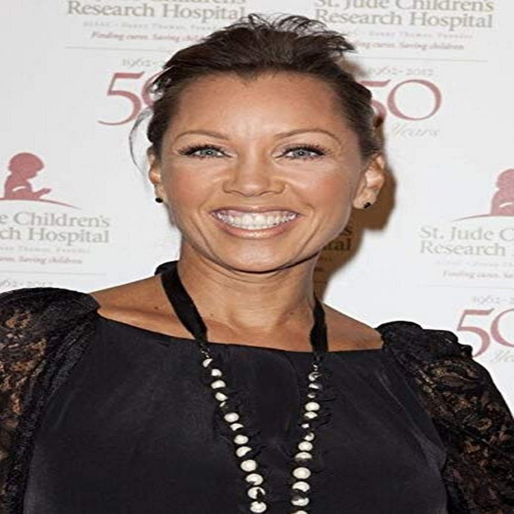 Vanessa Williams At Arrivals For St Jude ChildrenS Research Hospital 50Th Anniversary Benefit Gala Print (16 x 20)