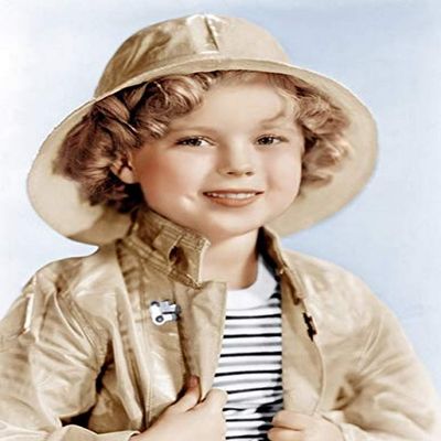 Captain January Shirley Temple 1936 ?20Th Century-Fox Film Corporation Tm & CopyrightCourtesy Everett Collection Photo Print (8 x 10)