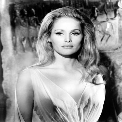 Posterazzi EVCMBDSHEEEC010HLARGE She Ursula Andress 1965 Photo Print, 16 x 20