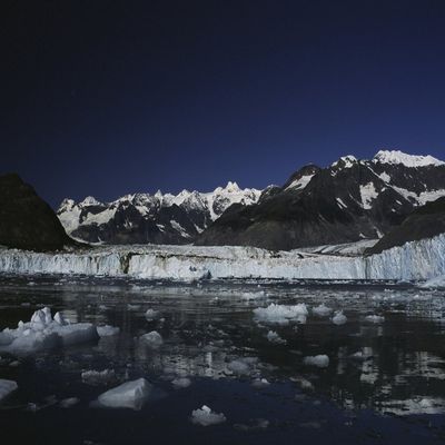 Posterazzi DPI2169631LARGE Scenic View of Columbia Glacier in Prince William Sound Alaska Poster Print, 34 x 22