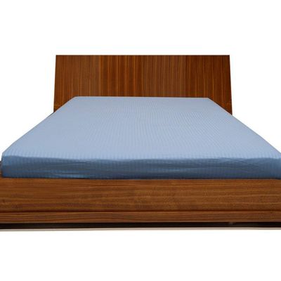 600 Thread-Count Egyptian Cotton Extra Deep Pocket 1PC Fitted Sheet/Bottom Sheet , RV Short Queen (60" X 75") Light Blue Stripe Fit Up To 10-12" inches Deep Pocket Fully Elastic All Around.