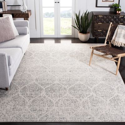SAFAVIEH Area Rug 8x10 - Madison Collection - Large - Ivory & Silver, Glam Ogee Trellis Distressed Design, Non-Shedding & Easy Cleaning, Ideal for Living Room, Bedroom, Office, Dining Space (MAD604B)