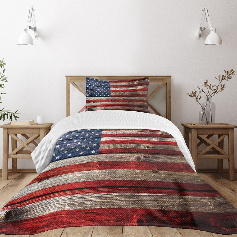 Ambesonne USA Bedspread Set, Fourth of July Independence Day Weathered Retro Wood Wall Looking Country Emblem, 3 Piece Decorative Bedding Coverlet and 2 Pillow Shams, Twin Size, Red Blue Tan