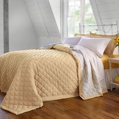 BrylaneHome Bedding BH Studio Reversible Two-Tone Ultra Soft Quilted Bedspread - King, Taupe Ivory