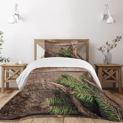 Ambesonne Antlers Bedspread, Evergreen Branch Deer Antler Against Rustic Wooden Background Print, Decorative Quilted 2 Piece Coverlet Set with Pillow Sham, Twin Size, Fern Green