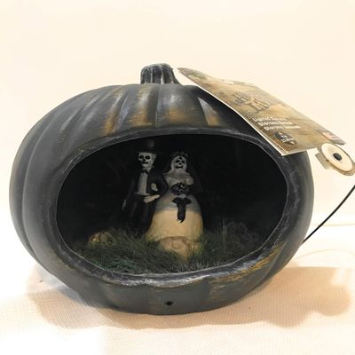Halloween Black Pumpkin Lighted Wedding Bride & Groom Diorama