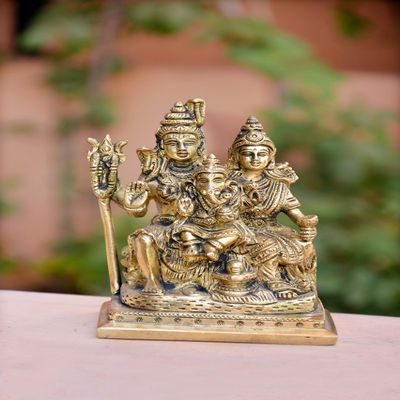 BHARATHAAT Shiva Parivar/Family Brass Collectible Handicraft Art by Bharat HaatBH06735