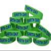 Novel Merk Earth Day Green World 12-Piece Party Favor & Carnival Prize Rubber Band Wristband Bracelet Accessory view 1