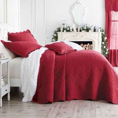 BrylaneHome Bedding Lightweight All Season Florence Quilted Oversized 100% Cotton Ultra Supreme Softness Bedspread - Full, Burgundy