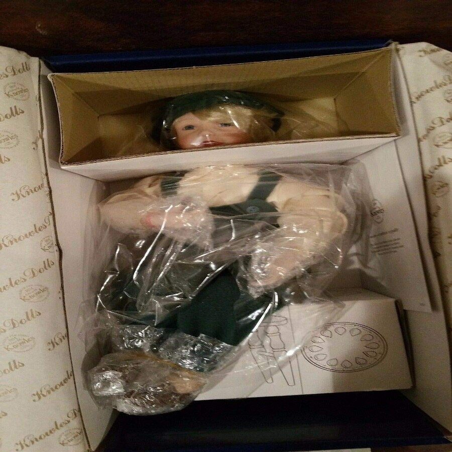 ADG Porcelain Little Compatible with Jack Compatible with Horn by Artist Yolanda Bello 11+4 Sitting