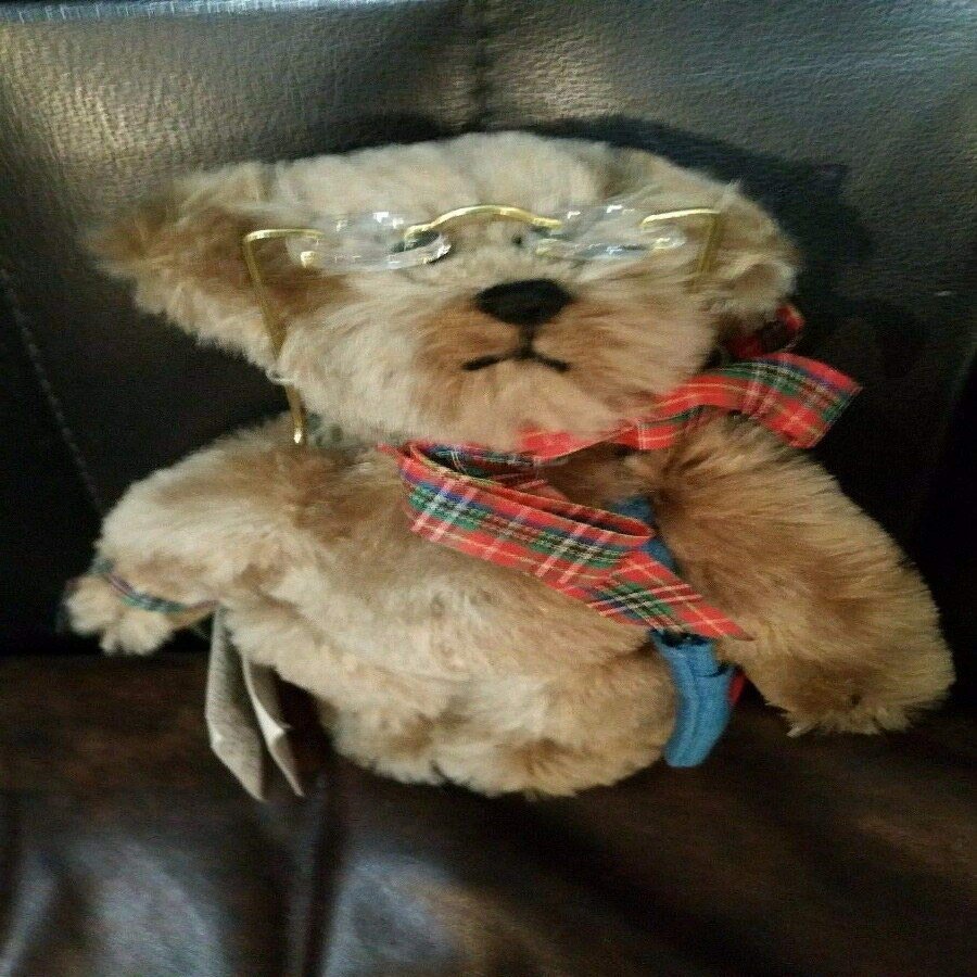Kingdom Collectibles Need Just a Bear Original 7" Bear