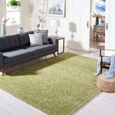 SAFAVIEH California Shag Collection Area Rug - 4' Square, Green, Non-Shedding & Easy to Clean, Ultra Plush Thick Pile, Ideal for Living Room, Bedroom, Dining Space (SG151-5252)