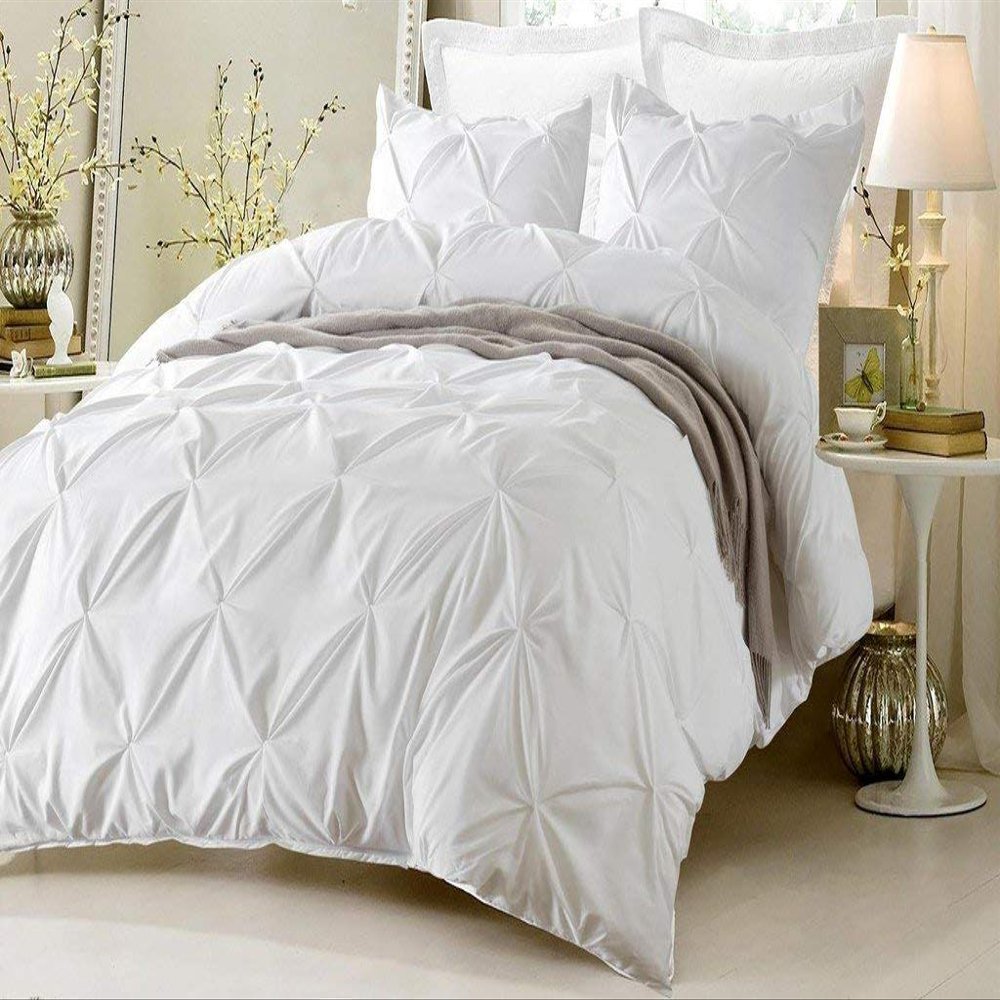 HR Luxury Linen Soft Luxurious 4-Piece Pinch Pleated Pintuck Decorative Quilt Duvet Cover Set with Comforter 100% Cotton 400 Thread Count Duvet Insert (Oversized Super King, White)