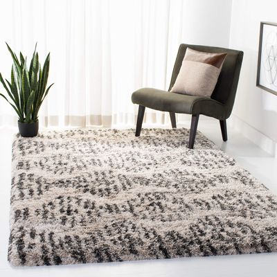 SAFAVIEH Area Rug 8x10 - Iceland Shag Collection - Large - Cream & Grey, Modern Design, Non-Shedding & Easy Cleaning, Ultra Plush Thick Pile, Ideal for Living Room, Bedroom, Dining Space (ISG518A)