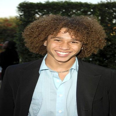 Posterazzi Poster Print Corbin Bleu at Arrivals for 15Th Annual Environmental Media Awards Ebell Club New York Ny October 19 2005. Photo by Michael GermanaEverett Collection Celebrity (8 x 10)