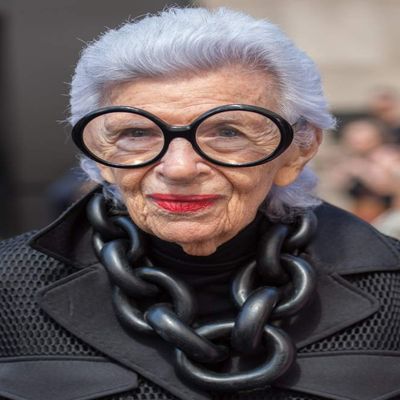 Posterazzi Poster Print Iris Apfel Candids-Wed New York Ny September 14 2016. Photo by Al PastorEverett Collection Celebrity (8 x 10)