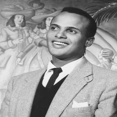 Posterazzi Poster Print Collection EVCPBDHABEEC036 Harry Belafonte Portrait (8 x 10)