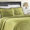 BNM Oversized Geometric Fret Design Matelasse Cotton Bedspread, Jacquard Weave, Soft, All-Season, Cozy, Lightweight, Perfect for Master or Guest Bedroom, Matching Pillow Sham, Twin, Sweet Pea view 1