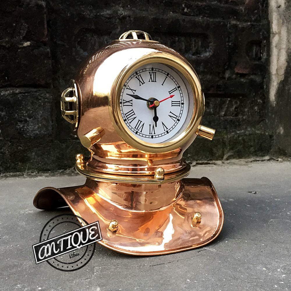 AV Beautiful Table Analog Clock Desk Mantle Clocks Maritime Sea Scuba Helmet Dress Replica Home Table Furniture