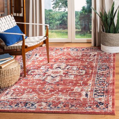 SAFAVIEH Charleston Collection Accent Rug - 4' x 6', Red & Ivory, Oriental Distressed Design, Non-Shedding & Easy Care, Ideal for High Traffic Areas in Entryway, Living Room, Bedroom (CHL411Q)