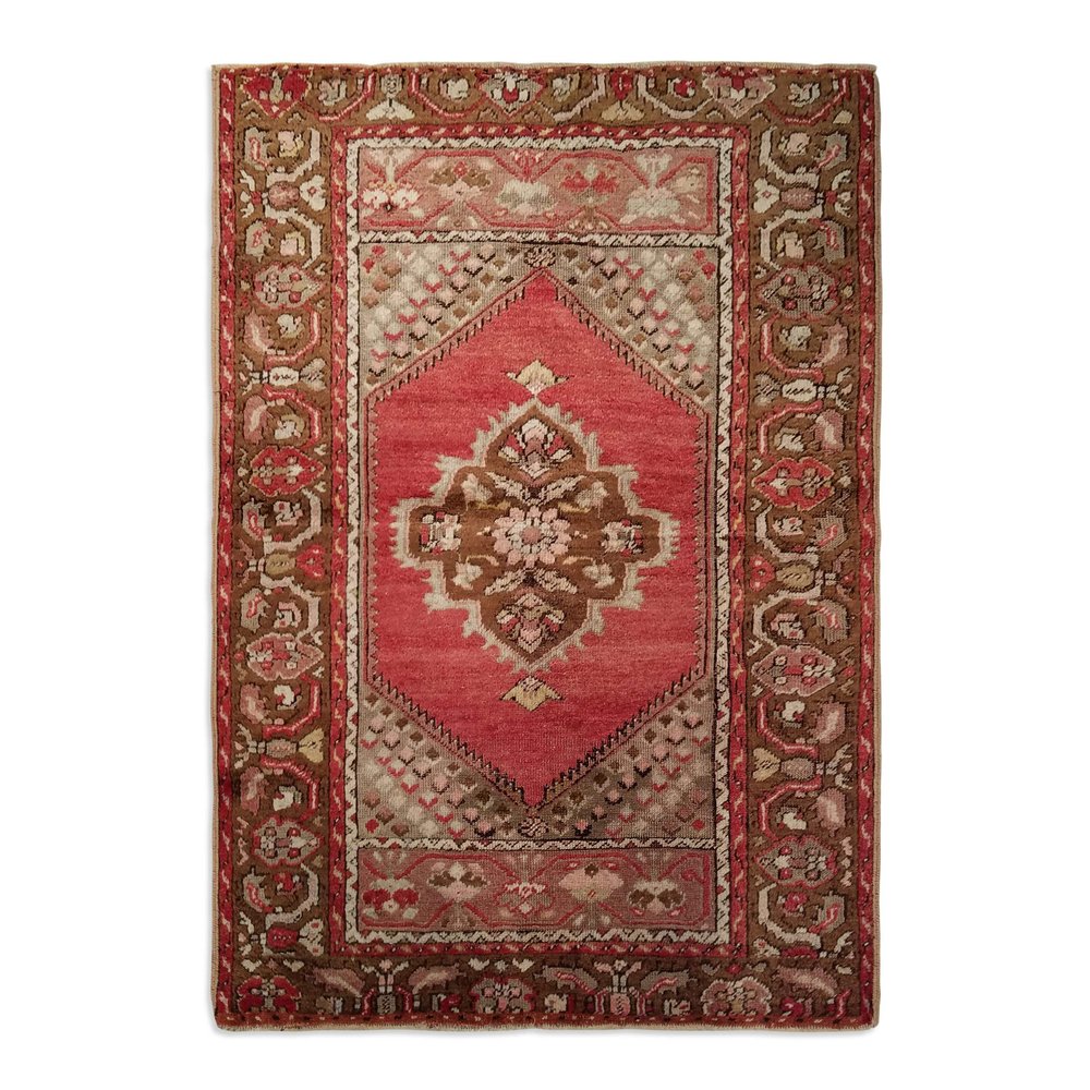 2'8 x 3'8 Turkish Ortakoy Rug