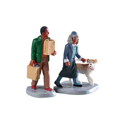 Lemax Village Collection Happy To Help Set of 2 92742