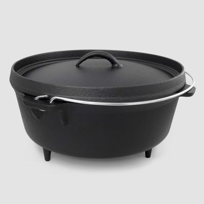 6 Qt Dutch Oven W/Handle and Leg Base