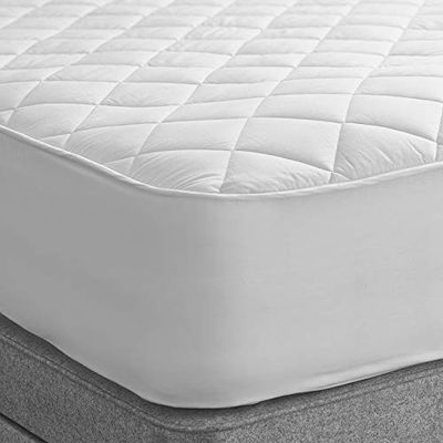 Full XL Mattress Protector/Topper Quilted Mattress Cover with Highly Absorbent FiberFill Layer and Soft Cotton Cover Deep Pocket Fitted Skirt 14 Inch Machine Washable Mattress Protector/Topper