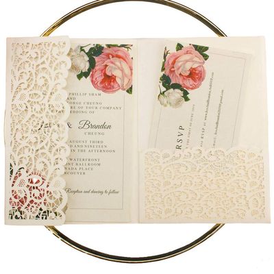 25pcs 5"x7.28" Ivory Vintage Tri Fold Wedding Invitations Cards pocket Pearl Paper Laser Cut Hollow Carving Greeting invites Covers only no envelope no insert